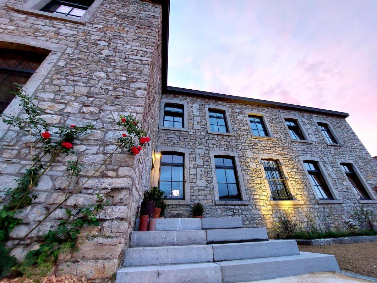 Les Suites De Petit Bomal Durbuy Exteriör bild